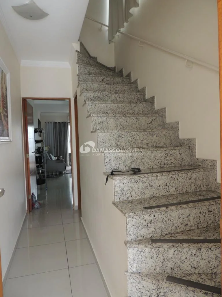 Sobrado à venda 3 Quartos, 1 Suite, 2 Vagas, 100M², Vila Alpina, São Paulo - SP