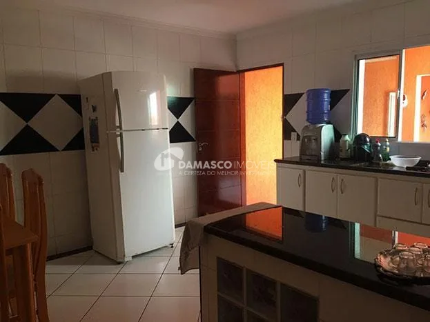 Sobrado à venda 3 Quartos, 3 Suites, 2 Vagas, 325M², Olímpico, São Caetano do Sul - SP