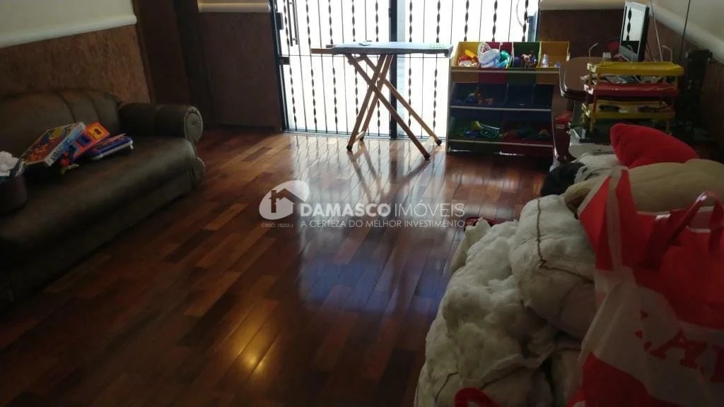 Sobrado à venda 4 Quartos, 1 Suite, 8 Vagas, 400M², Vila Califórnia, São Paulo - SP