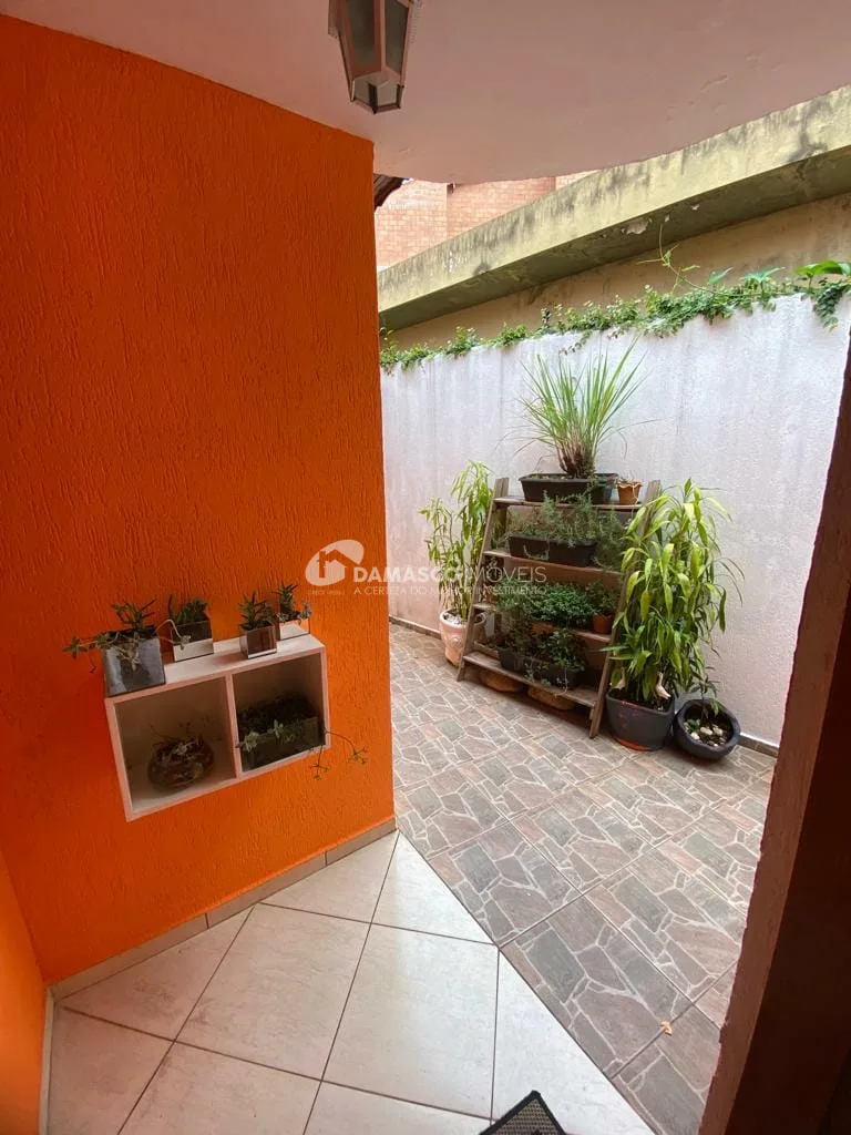 Casa à venda 2 Quartos, 1 Suite, 2 Vagas, 178M², Campestre, Santo André - SP