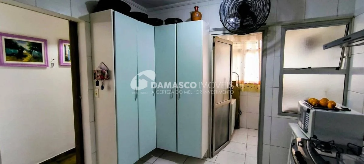 Apartamento com 2 quartos