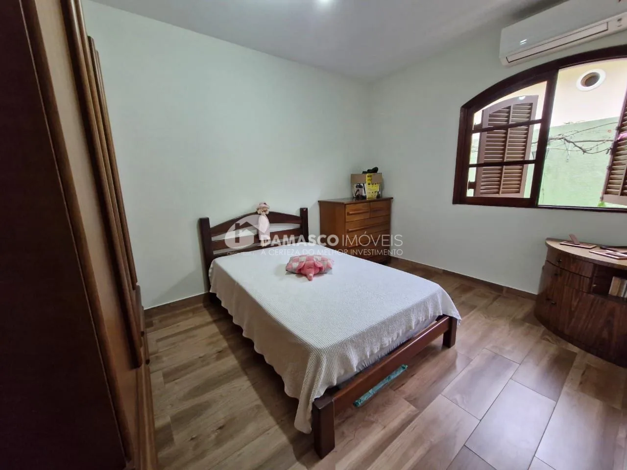 Casa à venda com 239m², Jardim São Caetano, São Caetano do Sul, SP