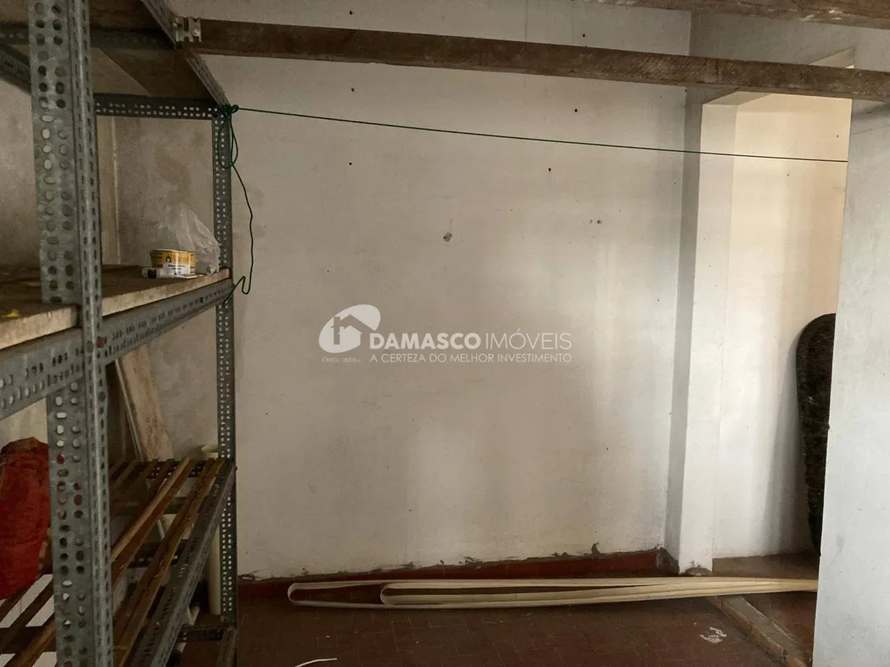 Casa à venda 3 Quartos, 3 Vagas, 207,4 M²   de terreno e 211m² de area construída, a 30 metros do parque linear  no bairro Olímpico, São Caetano do Sul - SP