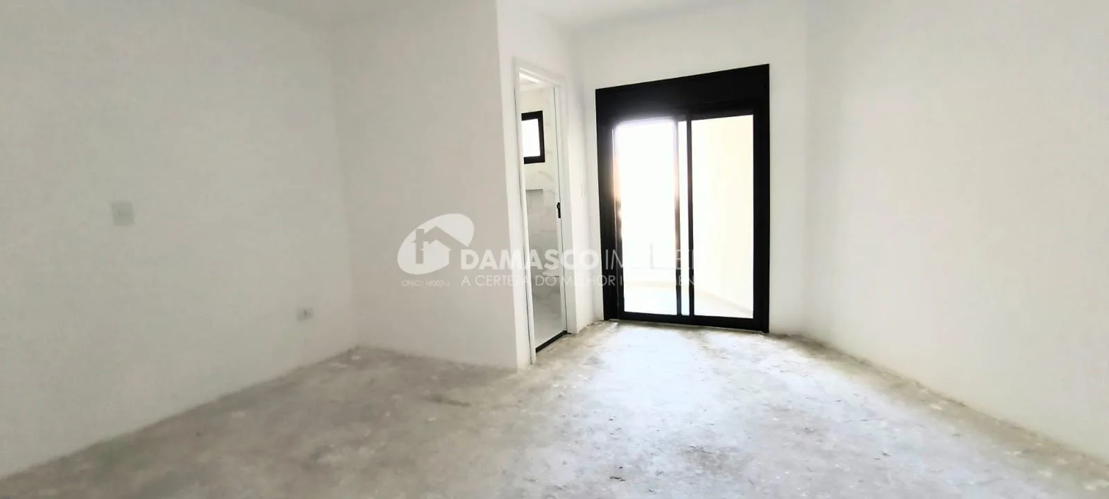 Sobrado, 3 suítes, 188m², Olímpico