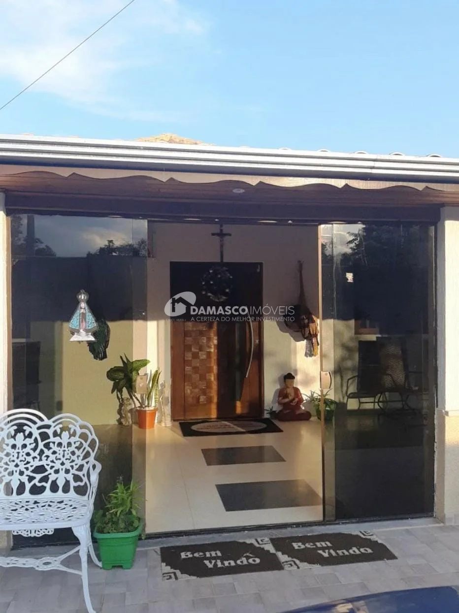 Chácara à venda 4 Quartos, 3 Suítes, 10 Vagas, Horto F Dois, Mairinque - SP
