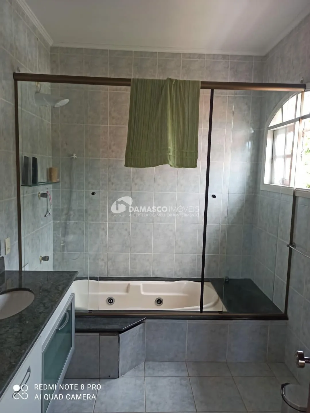 Sobrado à venda 5 Quartos, 2 Suites, 4 Vagas, Jardim Virgínia, Guarujá - SP