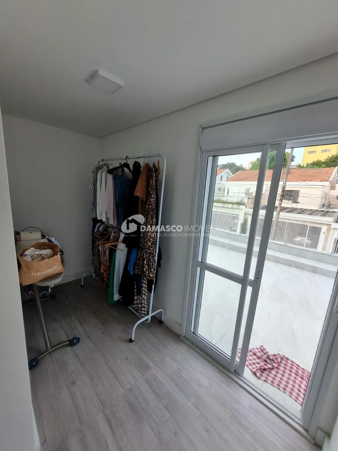 Sobrado à venda 3 Quartos, 3 Suites, 4 Vagas, Campestre, Santo André - SP