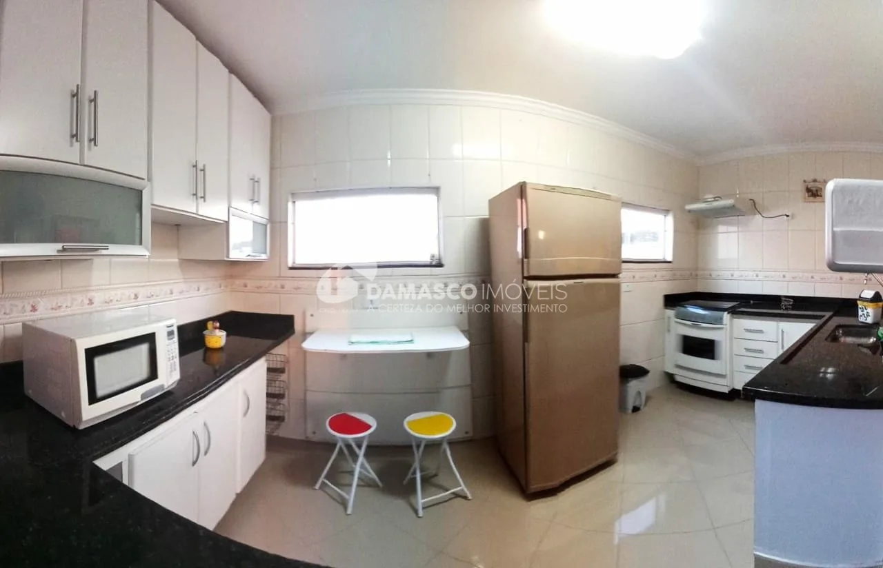 Sobrado à venda 3 Quartos, 3 Suites, 2 Vagas, 282M², Jardim Stella, Santo André - SP