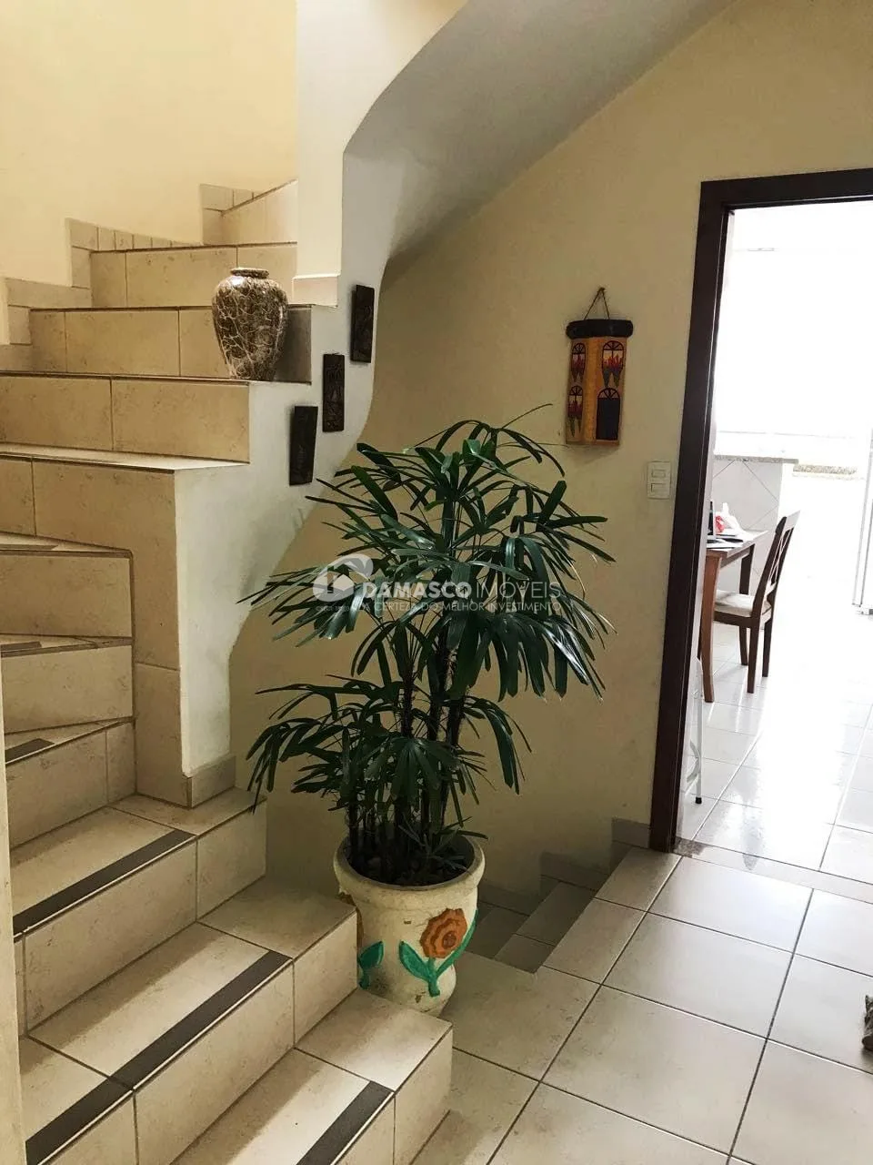 Sobrado à venda 3 Quartos, 1 Suite, 4 Vagas, 179M², Olímpico, São Caetano do Sul - SP