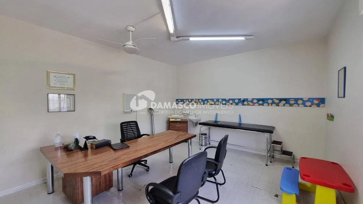Sobrado à venda, 3 dorm (1suíte), 6 vagas, Olímpico