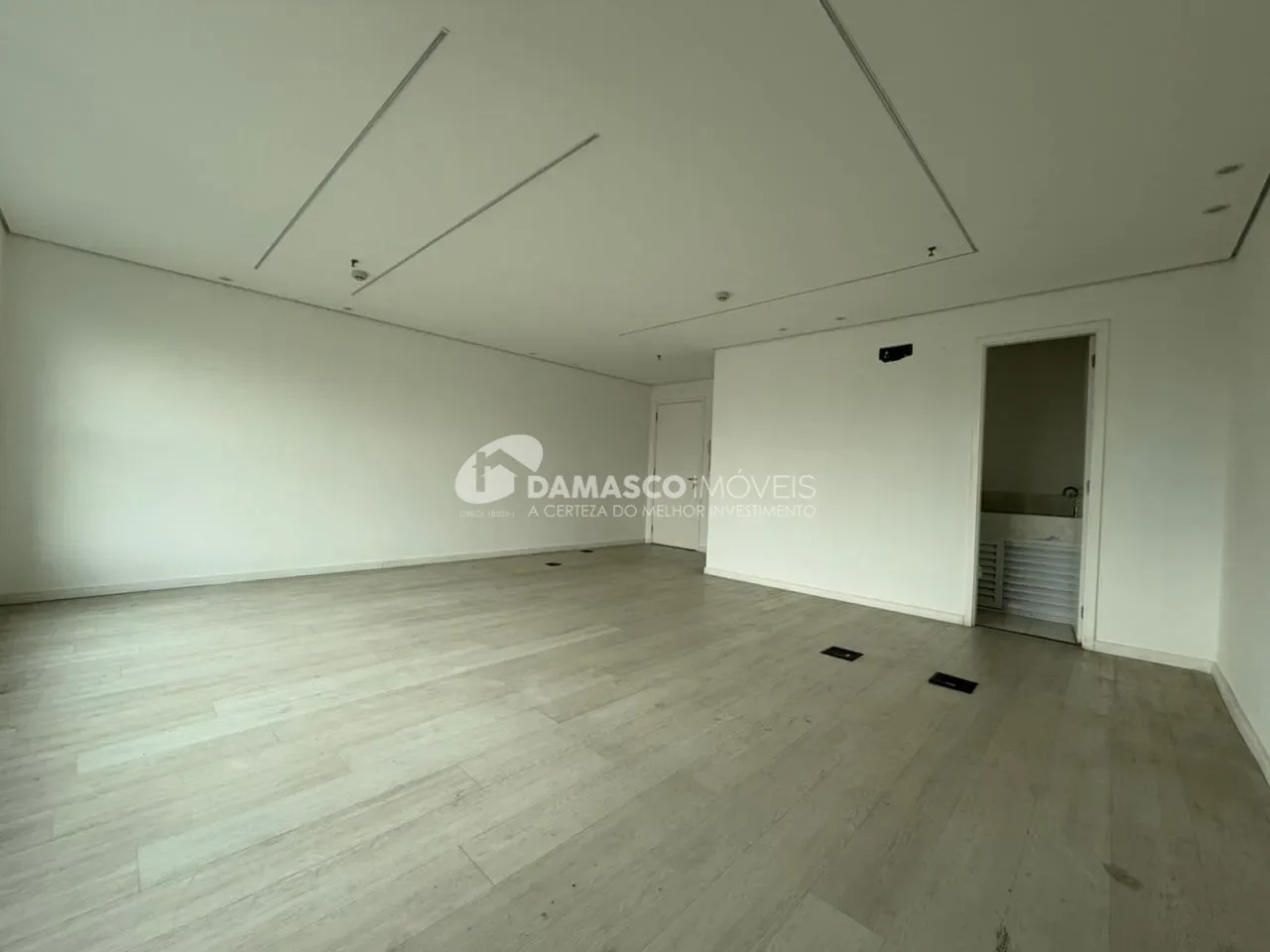 Sala Comercial com 37 m² à venda , com localização privilegiada, no Centro de São Caetano do Sul, SP