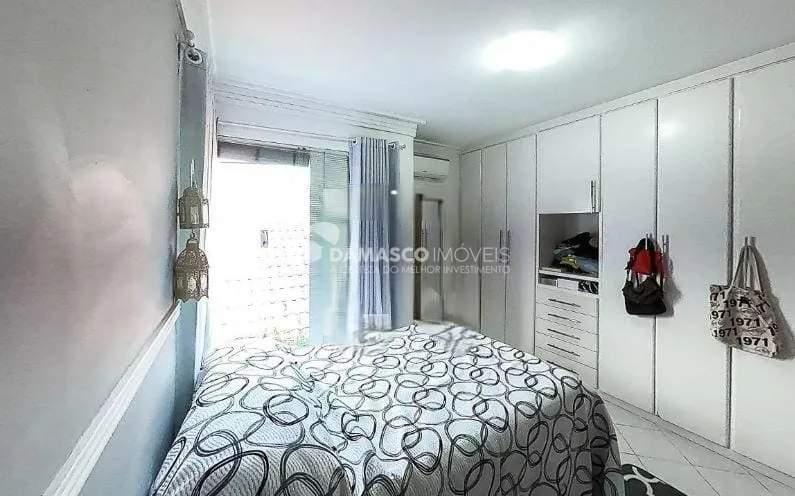 Sobrado à venda 5 Quartos, 5 Suites, 4 Vagas, 405M², Jardim São Caetano, São Caetano do Sul - SP