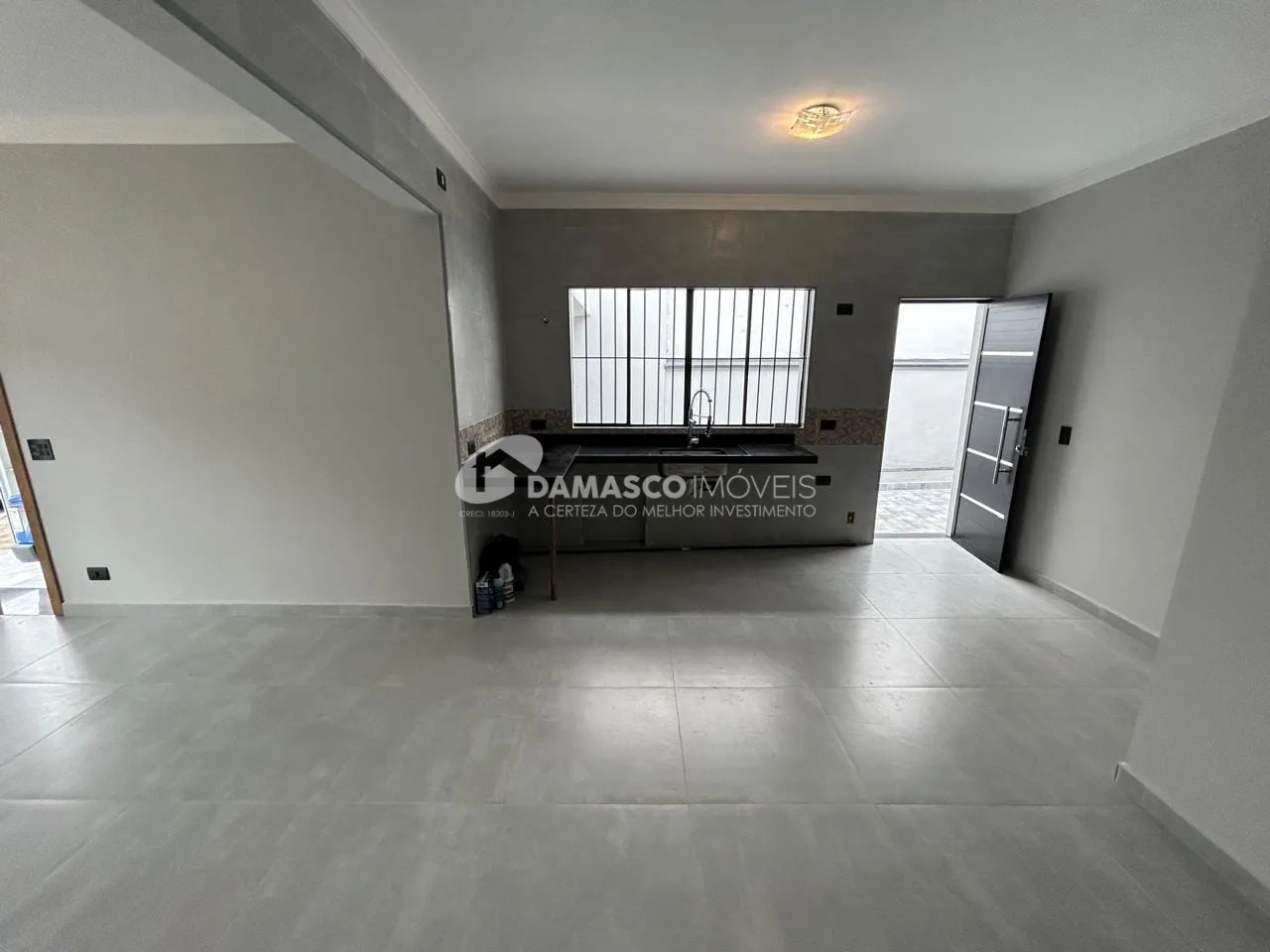 Casa Térrea Reformada à Venda na Nova Gerty, São Caetano do Sul | 2 Dormitórios | 2 Vagas
