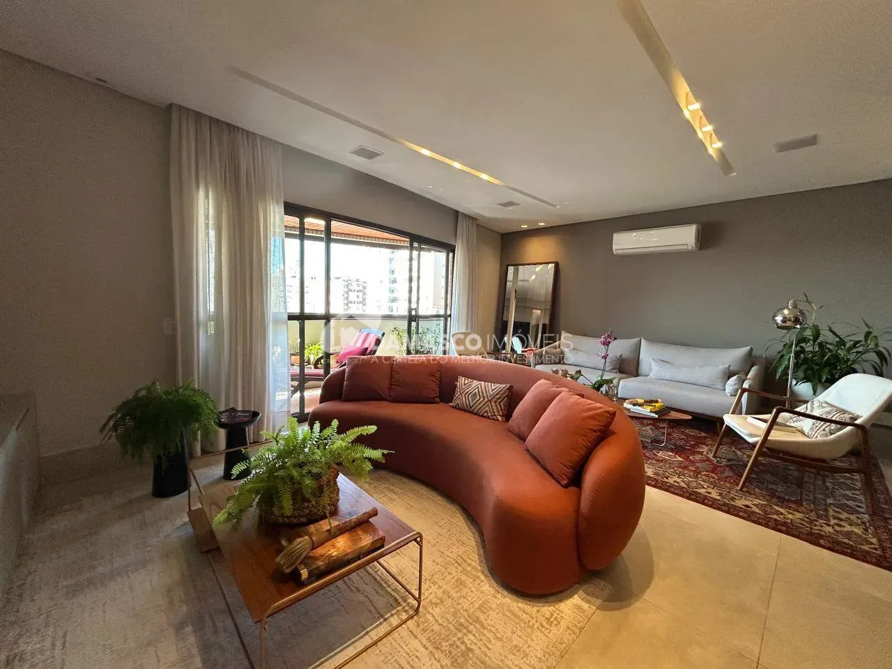 Apartamento de Alto Padrão à Venda no Santo Antônio, São Caetano do Sul | 238 m² | 4 Dormitórios | 2 Suítes
