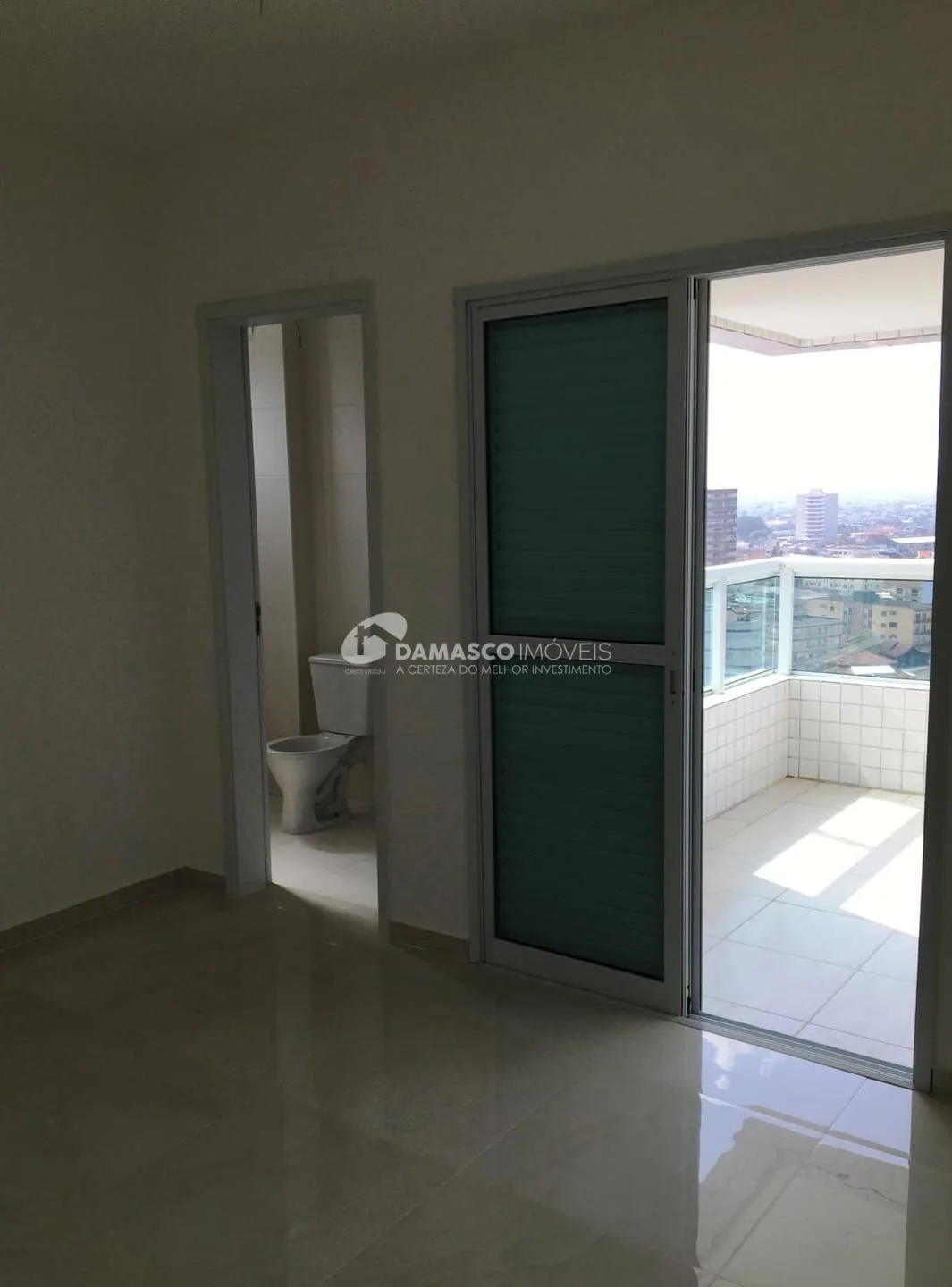 Apartamento à venda 2 Quartos, 2 Suites, 1 Vaga, 80M², Caiçara, Praia Grande - SP 