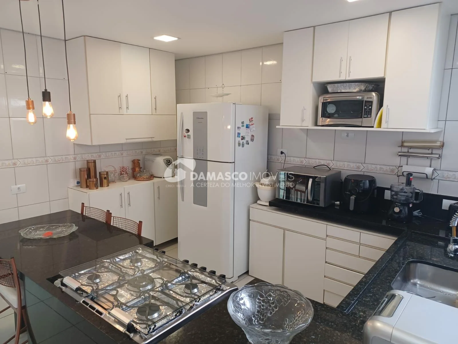 Sobrado à venda 2 Quartos, 1 Vaga, 250M², Cerâmica, São Caetano do Sul - SP