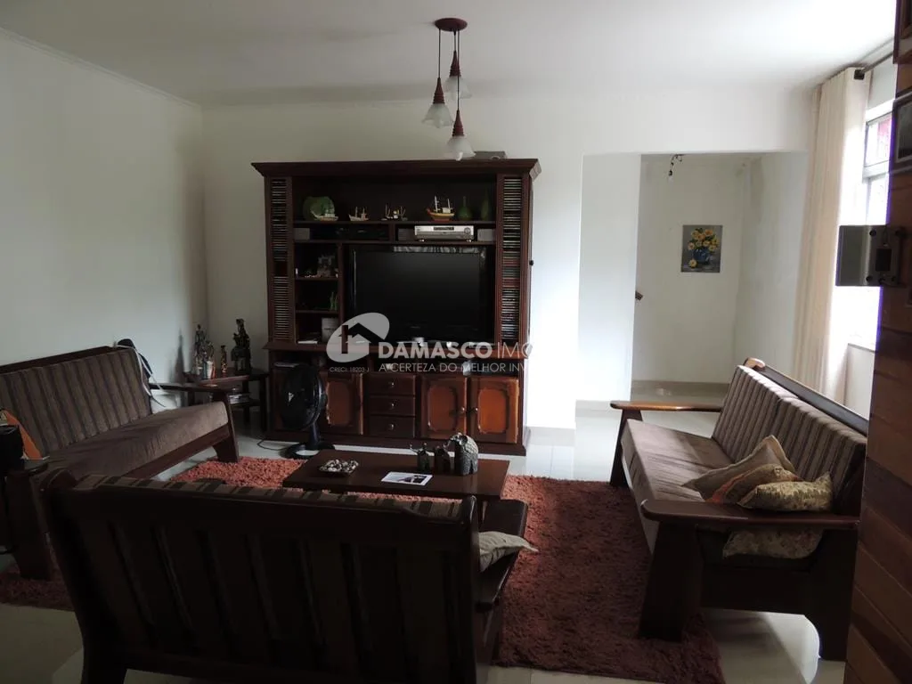 Sobrado à venda 3 Quartos, 1 Suite, 5 Vagas, 262M², Santa Maria, São Caetano do Sul - SP