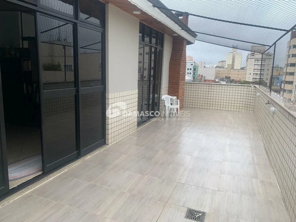 Cobertura à venda com 196 m² de área útil, 4 Quartos, 1 Suíte, 3 Vagas, Santa Maria, São Caetano do Sul - SP