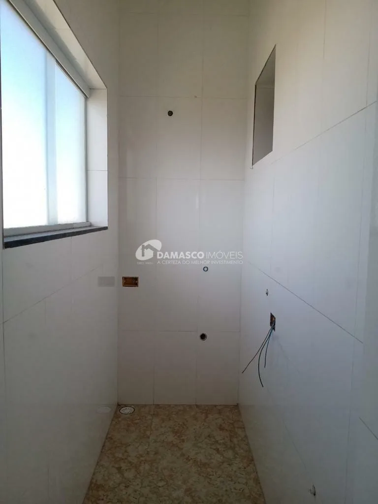 Casa à venda 2 Quartos, 2 Suites, 1 Vaga, 77M², Ocian, Praia Grande - SP