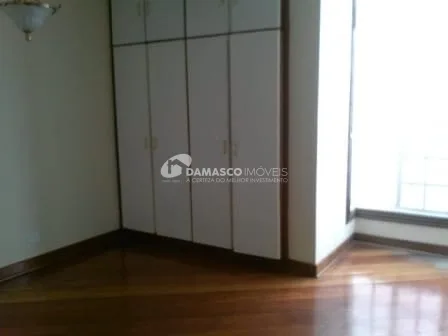Sobrado para Locação 5 Quartos, 5 Suites, 8 Vagas, Jardim São Caetano, São Caetano do Sul - SP