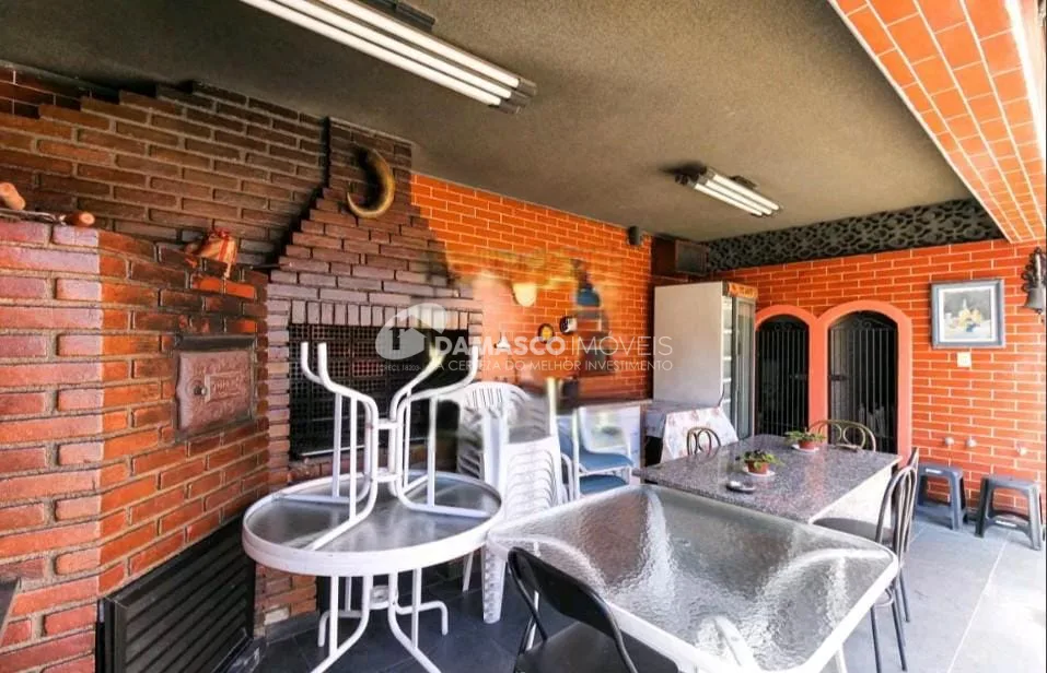 Casa à venda 5 Quartos, 3 Suites, 6 Vagas, 330M², Vila Alpina, São Paulo - SP