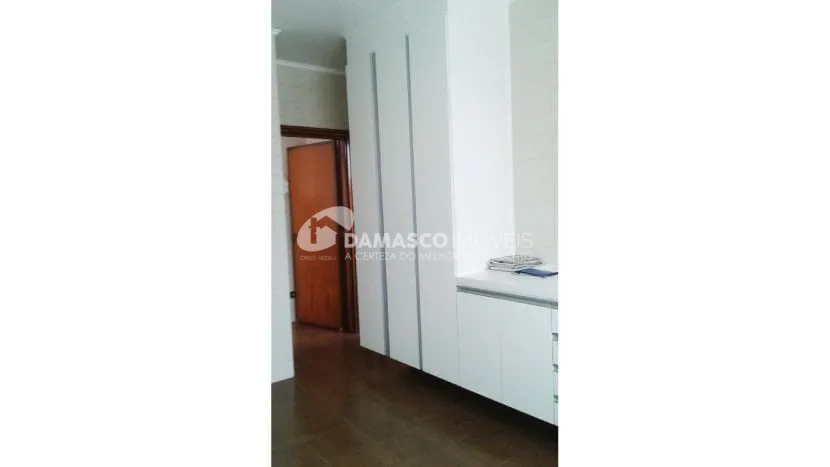 Sobrado à venda 4 Quartos, 4 Suites, 9 Vagas, 800M², Campestre, Santo André - SP