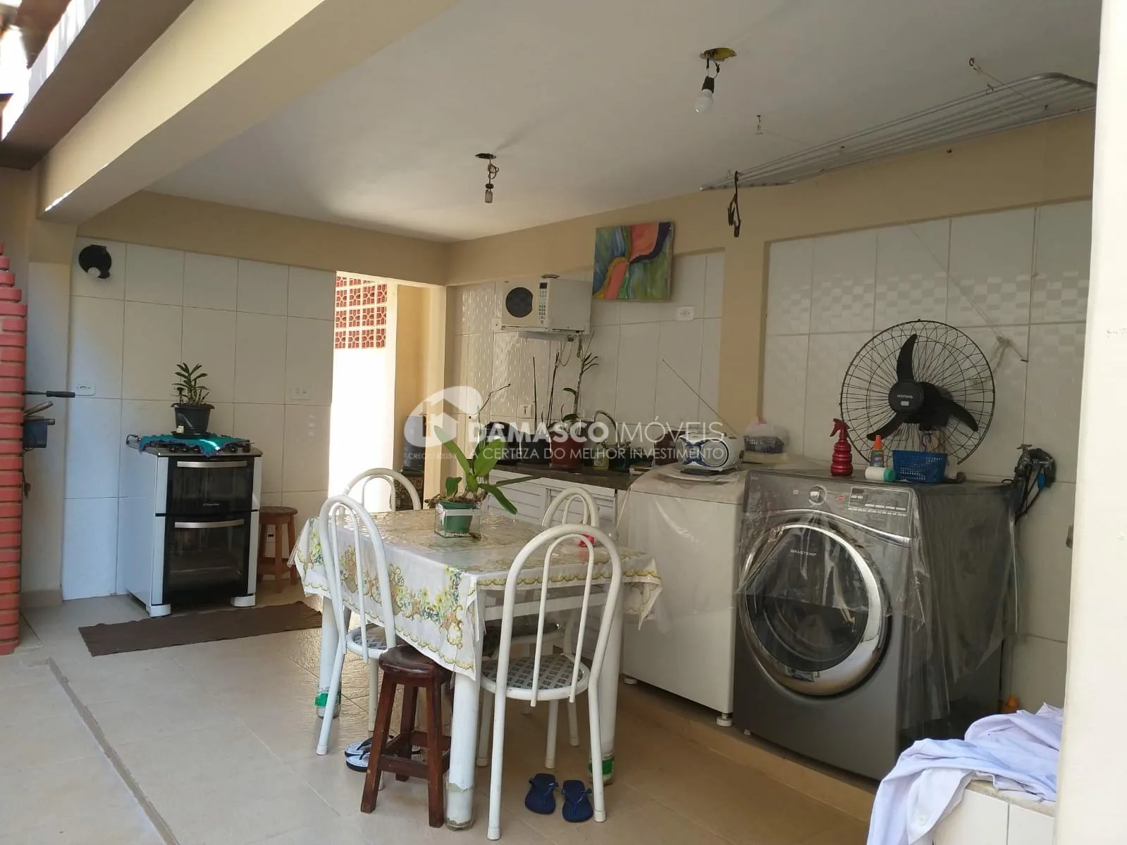 Sobrado à venda 3 Quartos, 2 Suites, 4 Vagas, 330M², Santa Maria, Santo André - SP