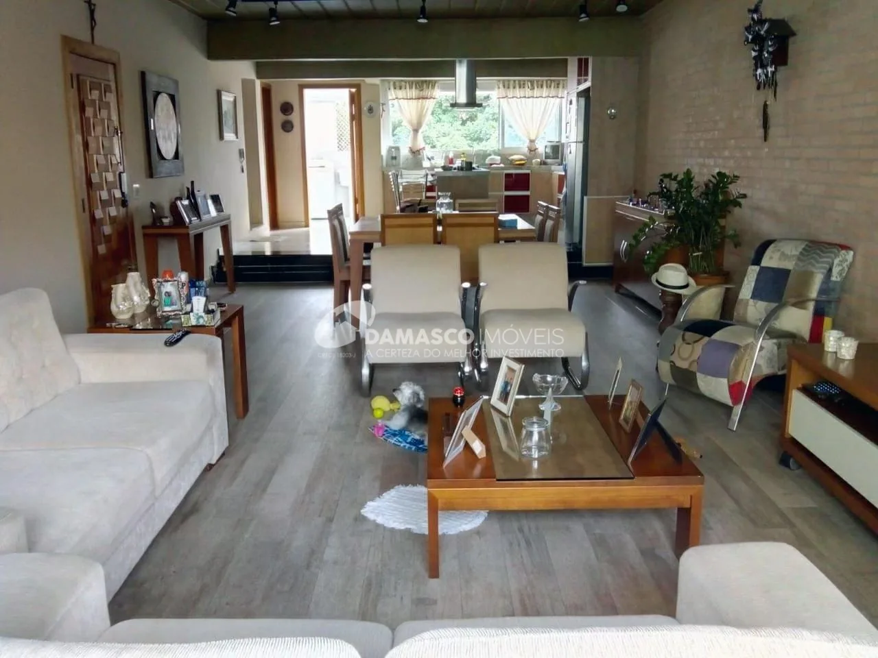 Sobrado à venda 3 Quartos, 3 Suites, 6 Vagas, 390M², Santa Maria, São Caetano do Sul - SP