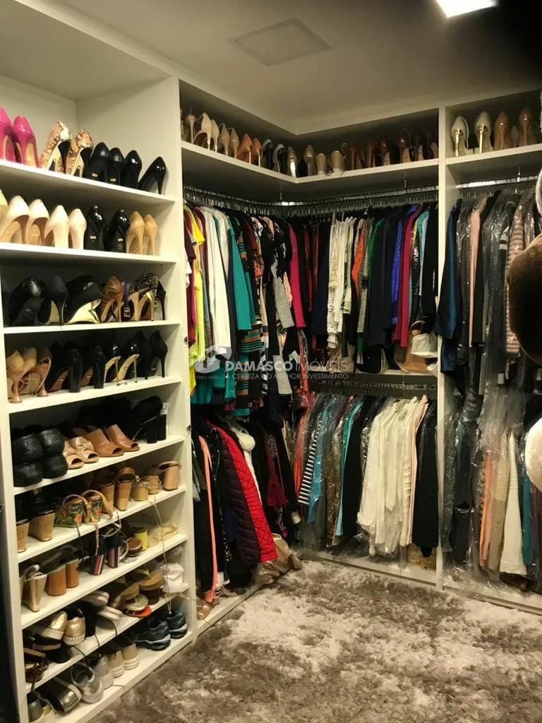 Sobrado à venda 4 Quartos, 3 Suites, 5 Vagas, Jardim São Caetano, São Caetano do Sul - SP