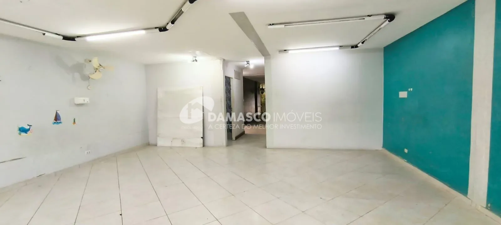 Sobrado Comercial à Venda no Santo Antônio, São Caetano do Sul | 473 m² | 3 Vagas