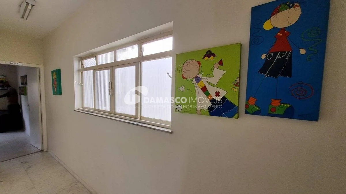 Sobrado à venda, 3 dorm (1suíte), 6 vagas, Olímpico