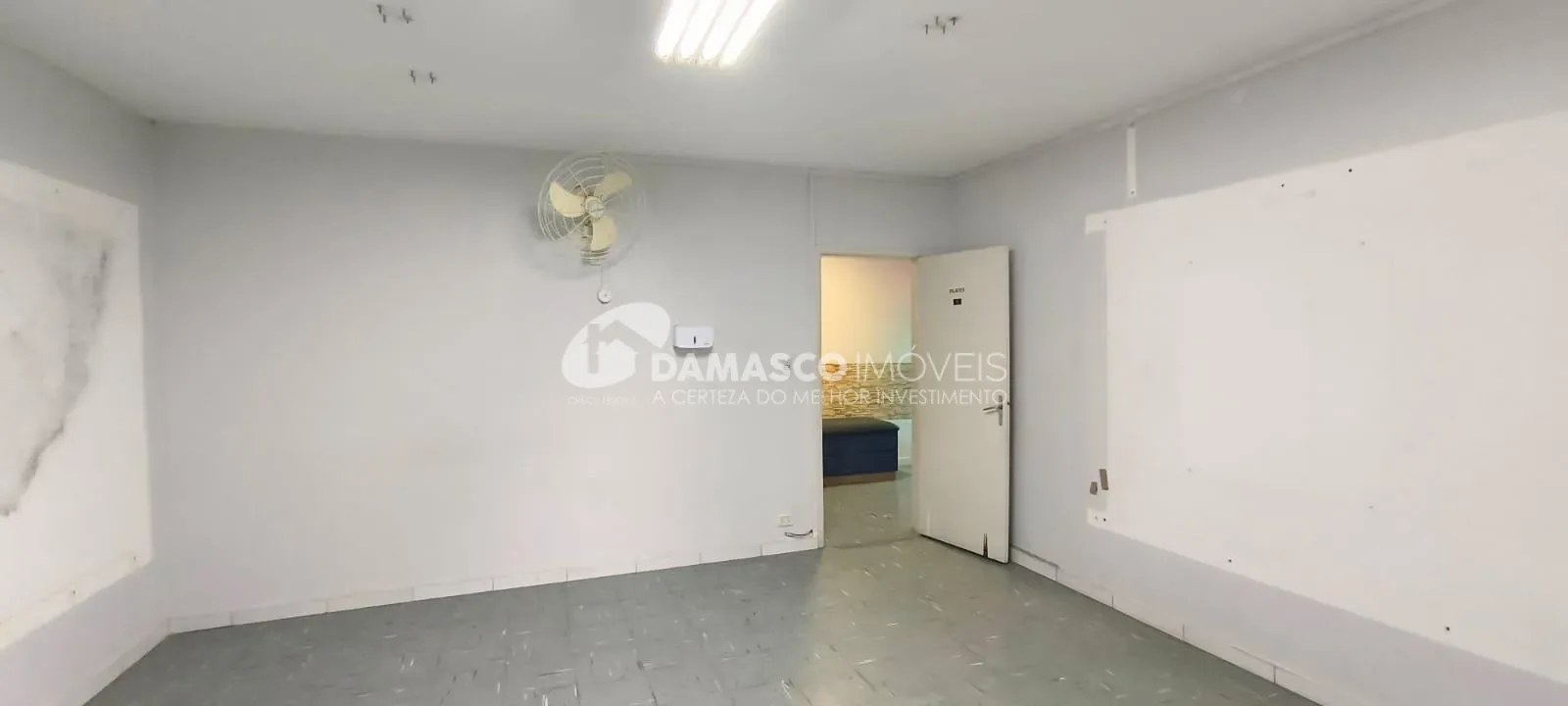 Sobrado Comercial à Venda no Santo Antônio, São Caetano do Sul | 473 m² | 3 Vagas