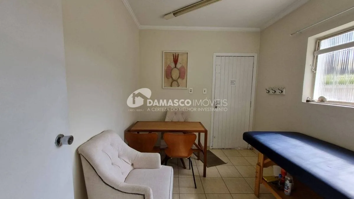 Sobrado à venda, 3 dorm (1suíte), 6 vagas, Olímpico