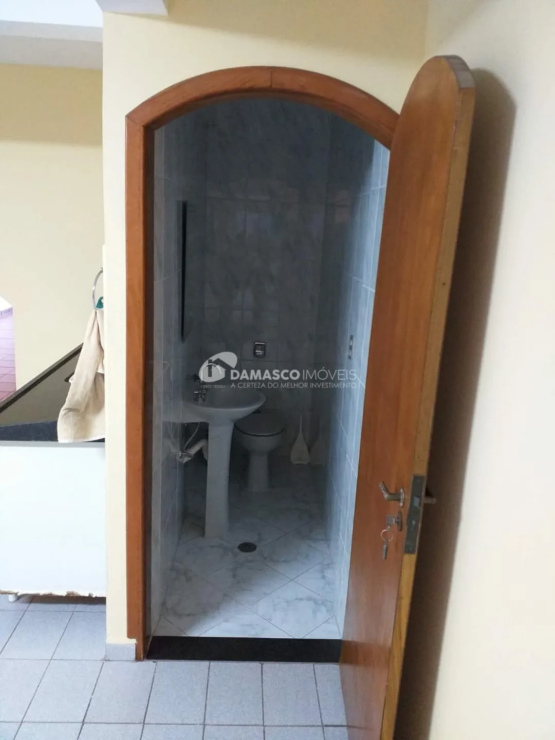 Sobrado à venda 3 Quartos, 1 Suite, 7 Vagas, 224M², Campestre, Santo André - SP