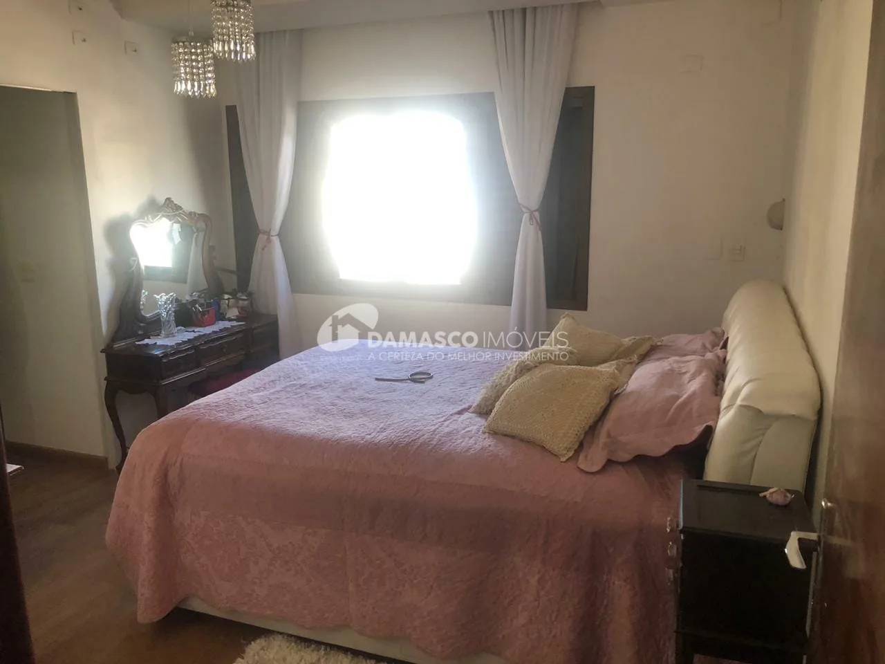 Sobrado à venda 3 Quartos, 3 Suites, 5 Vagas, 177M², Osvaldo Cruz, São Caetano do Sul - SP