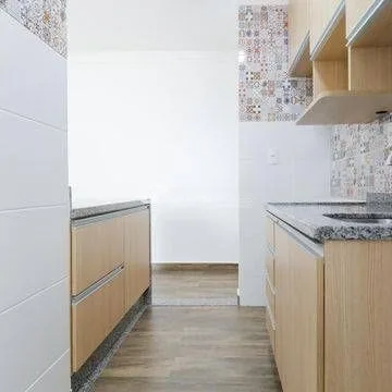 Apartamento com 2 dormitórios sendo 1 suíte e 1 vaga de garagem
