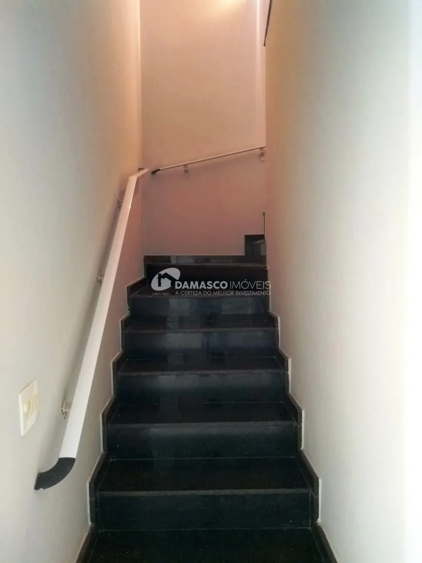 Sobrado à venda 3 Quartos, 3 Suites, 6 Vagas, 325M², Cerâmica, São Caetano do Sul - SP