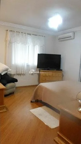 Sobrado à venda 4 Quartos, 2 Suites, 8 Vagas, 400M², Cerâmica, São Caetano do Sul - SP