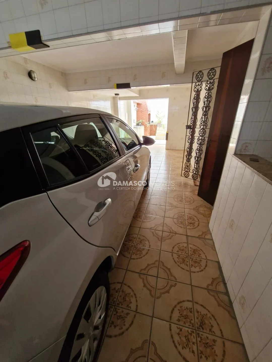 Sobrado à Venda no Barcelona, São Caetano do Sul | 3 Dormitórios | 1 Suíte | 3 Vagas