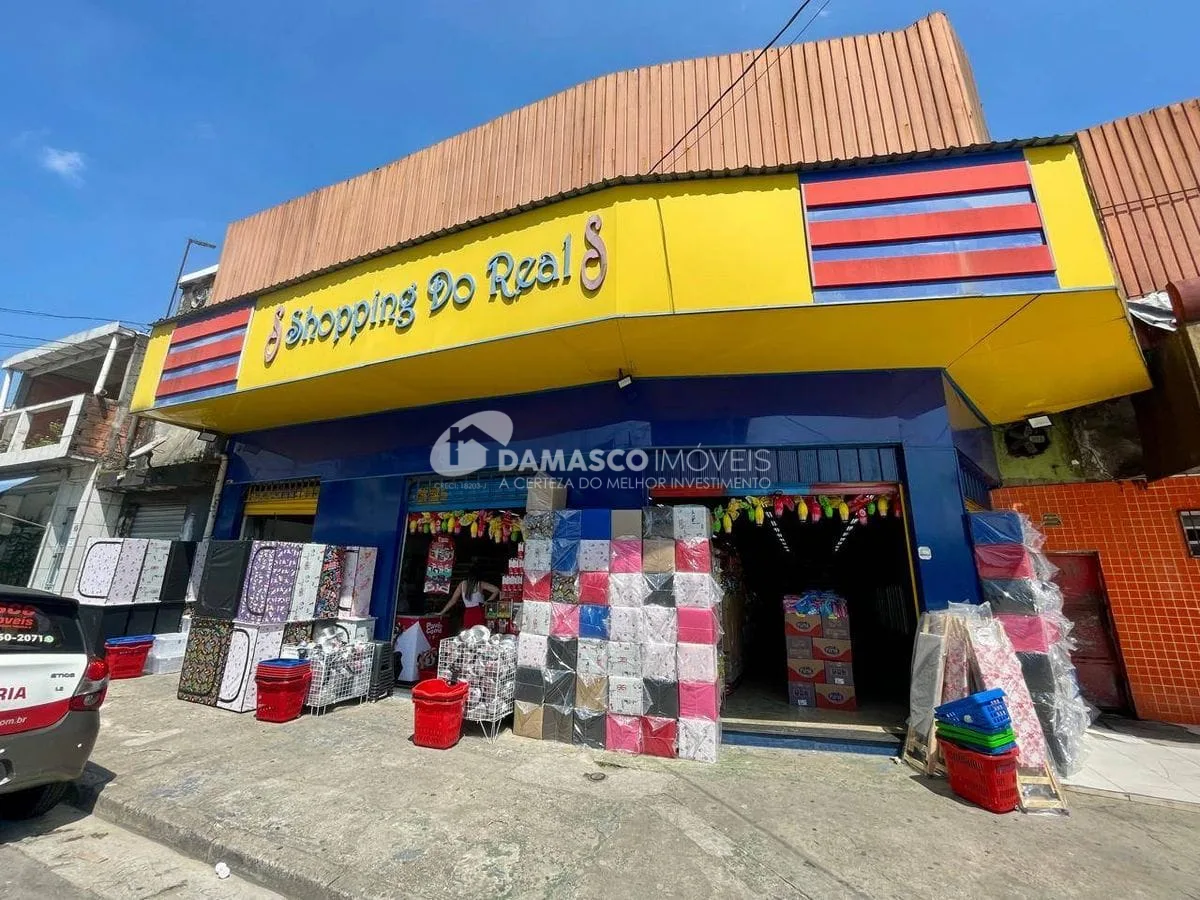 Prédio comercial no Jardim Santo André