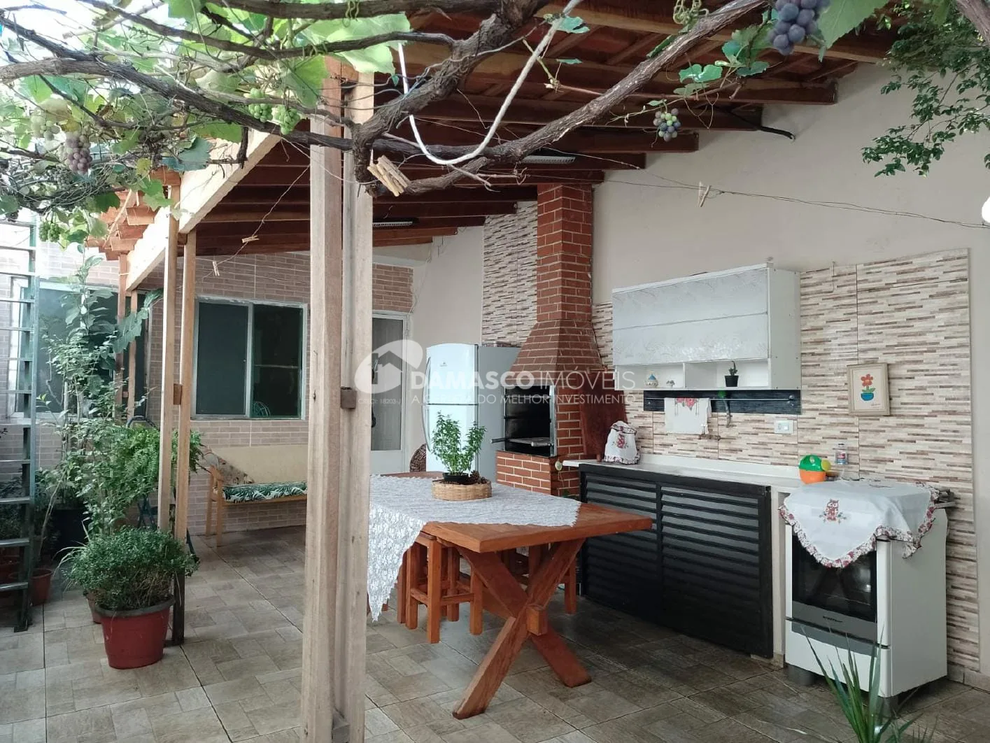 Casa à venda 2 Quartos, 1 Vaga, Vila Palmares, Santo André - SP