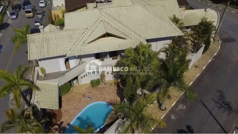 Sobrado à venda 5 Quartos, 5 Suites, 8 Vagas, 438M², Centro, Ribeirão Pires - SP
