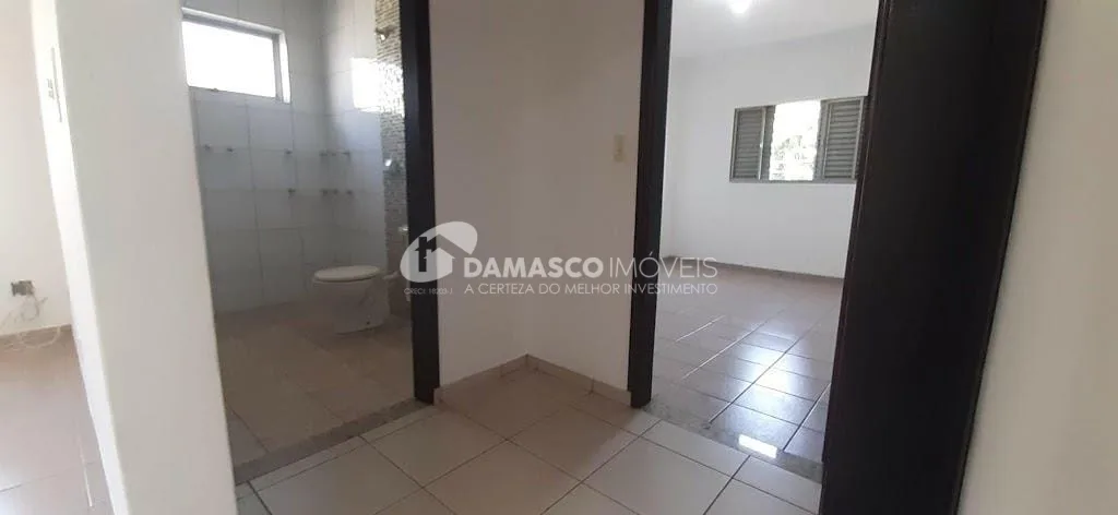 Casa à venda 2 Quartos, 6 Vagas, Campestre, Santo André - SP