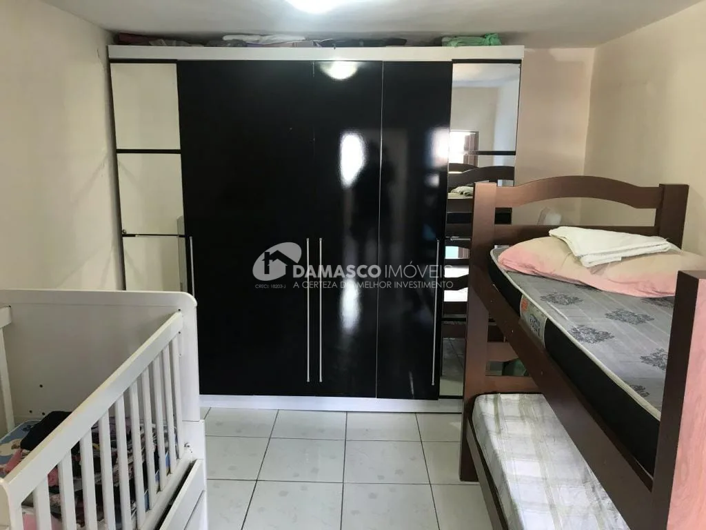 Sobrado à venda 1 Quarto, 1 Suite, 3 Vagas, 254M², Nova Gerty, São Caetano do Sul - SP