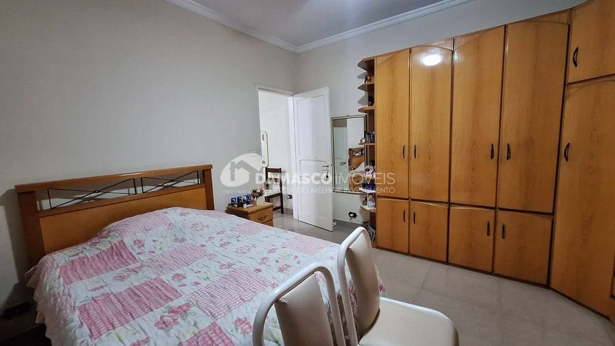 IMÓVEL TÉRREO NO BAIRRO SANTA PAULA COM DUAS CASAS E SALÃO COML