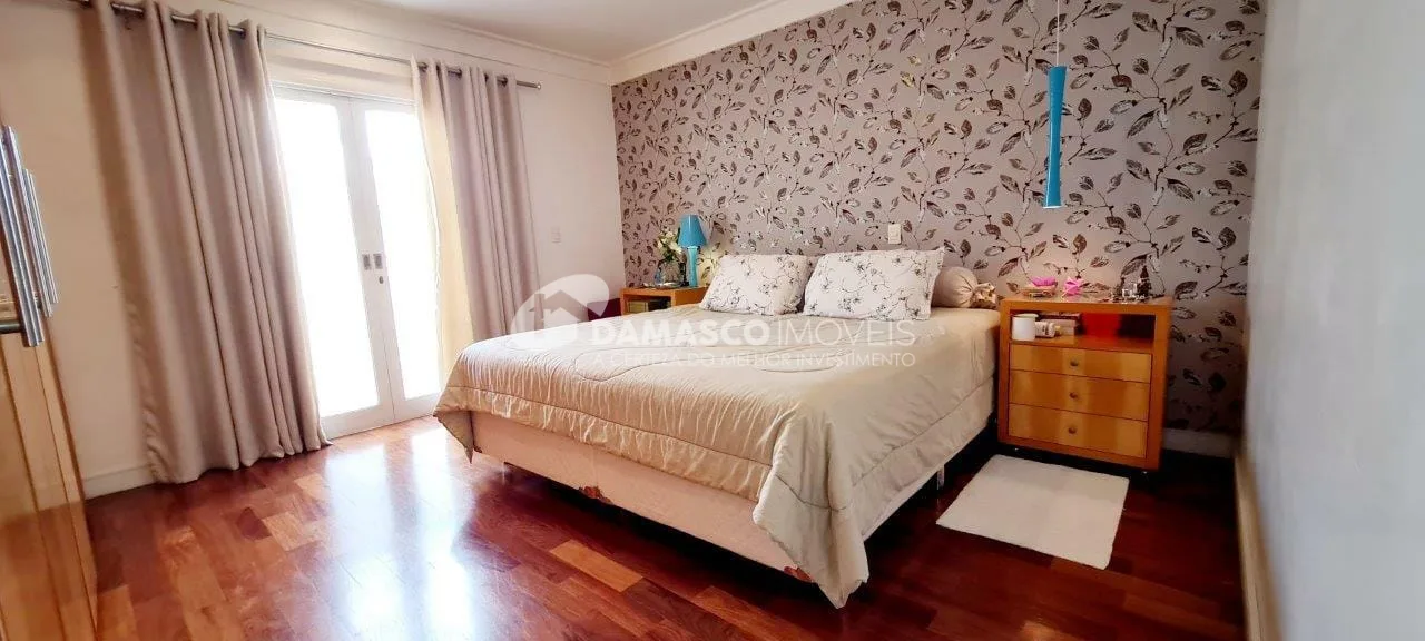 Casa para locação 3 Quartos, 3 Suítes, 6 Vagas, 326 m², Campestre, Santo André - SP