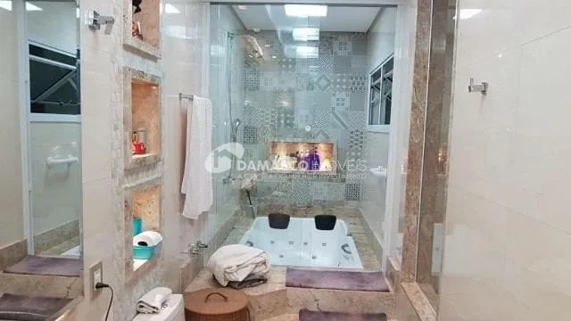 Sobrado à venda 3 Quartos, 3 Suites, 5 Vagas, 480M², Santa Paula, São Caetano do Sul - SP