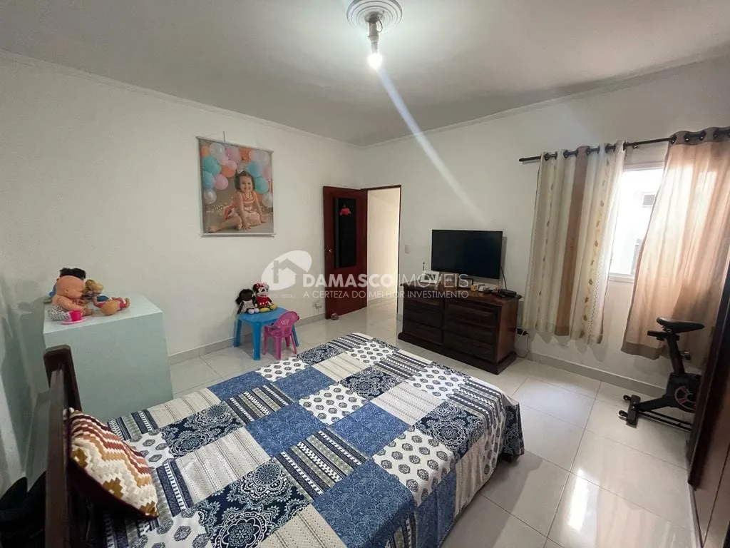 Casa à venda 2 Quartos, 2 Vagas, 150M², Jardim das Maravilhas, Santo André - SP