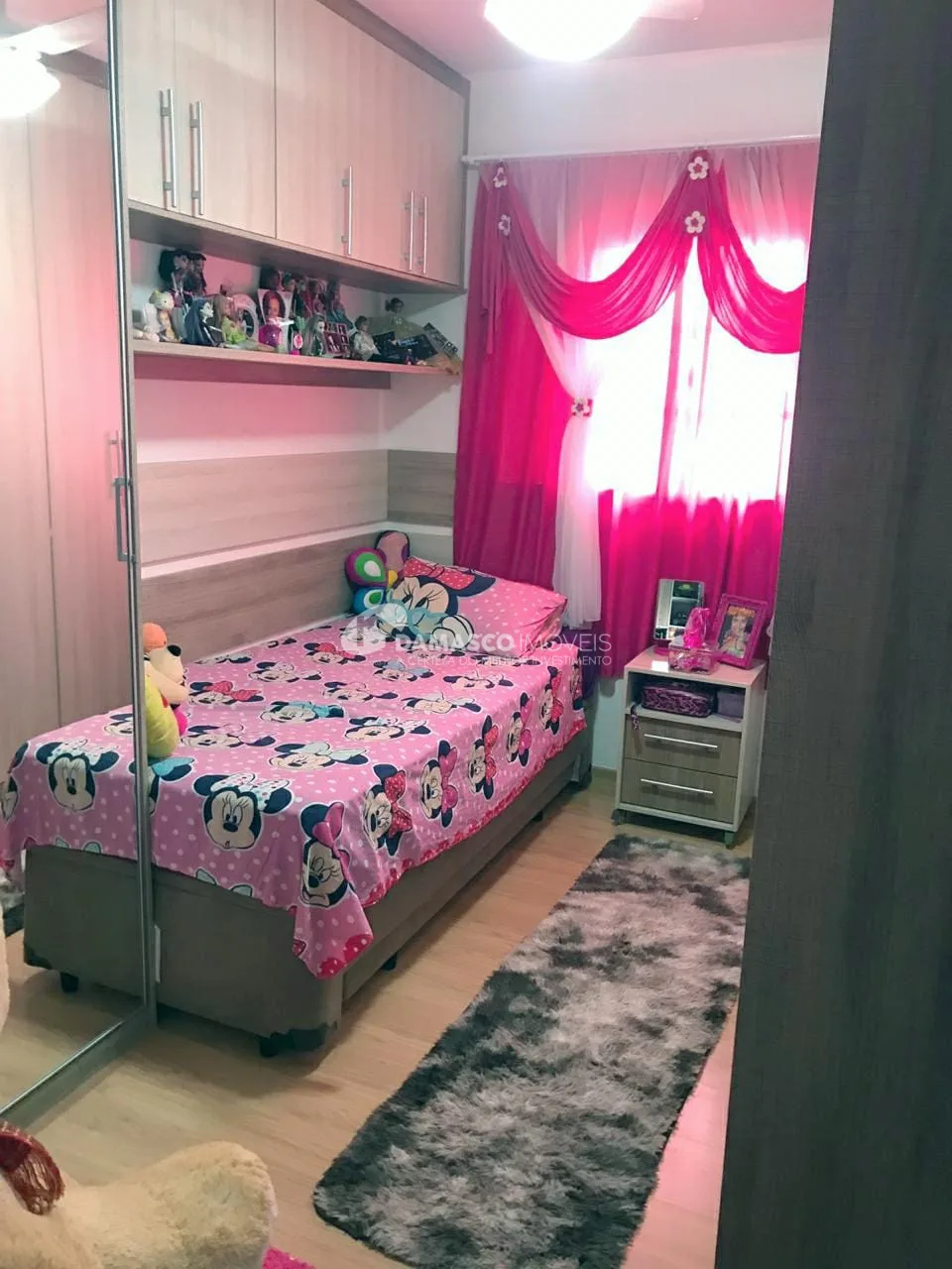 Sobrado à Venda 3 Quartos, 3 Suites, 6 Vagas, Nova Gerty, São Caetano do Sul - SP