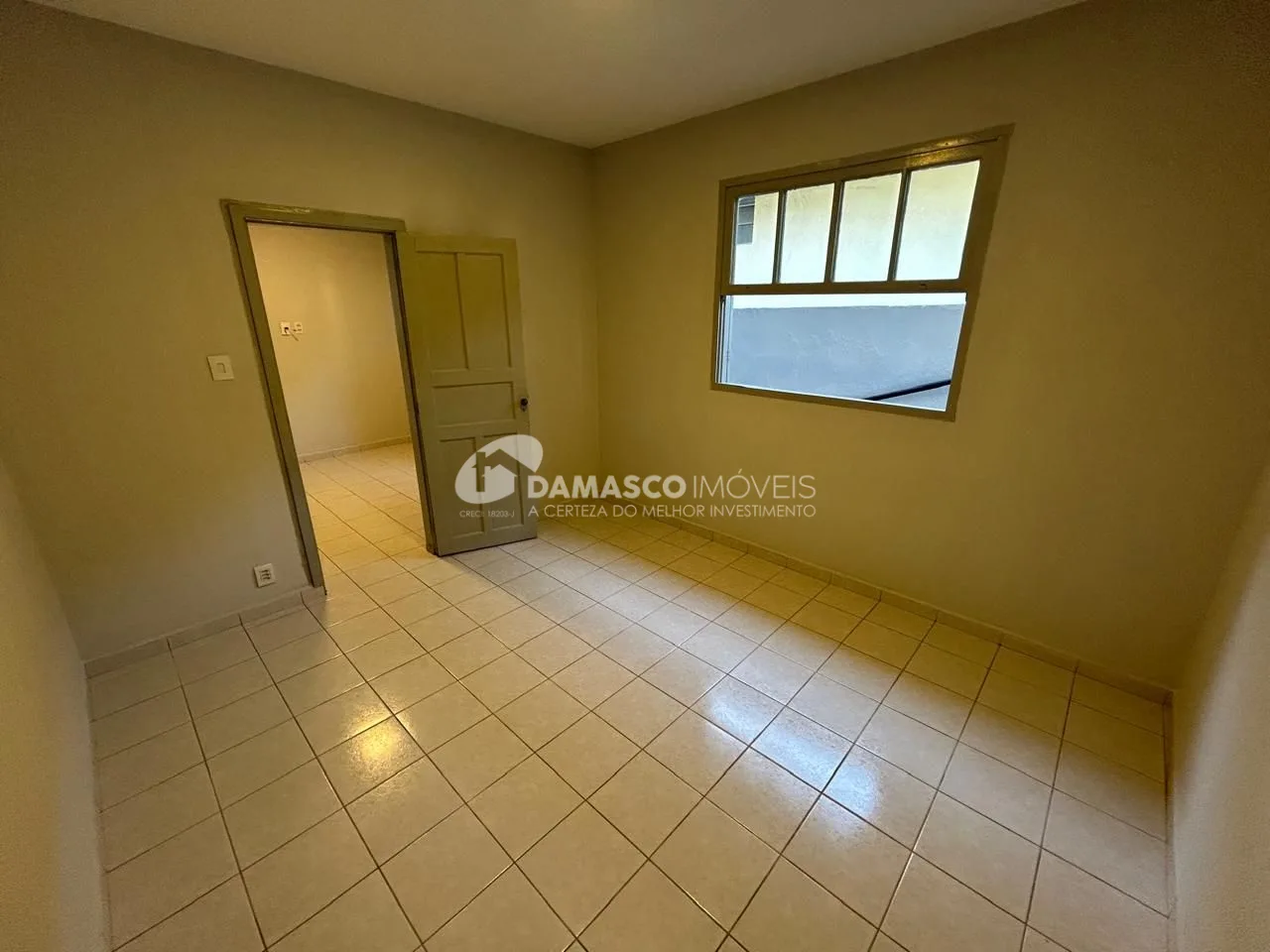 Casa à Venda no Bairro Olímpico, São Caetano do Sul | 131 m² | 2 Dormitórios e 2 Vagas